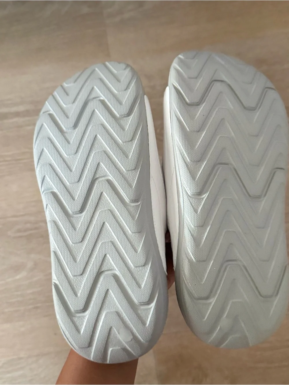 Valsole Recovery White Slide Sandals Size US 7M Orthopedic Shoes